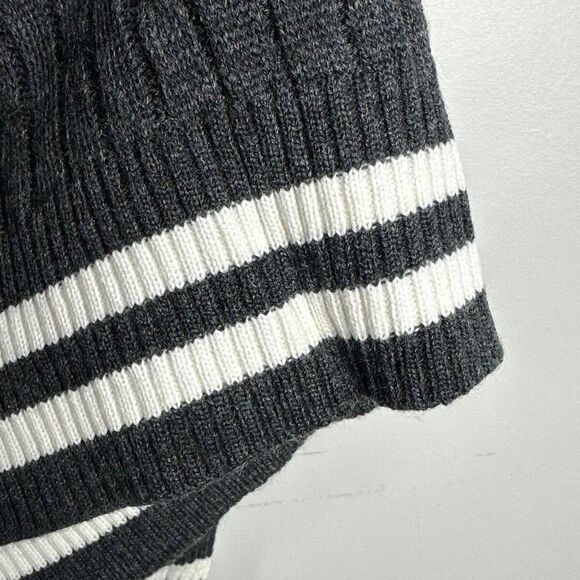 Blue Ocean | Vintage Y2K | V Neck Grey Ribbed Classic Sweater | XL - Picture 7 of 8